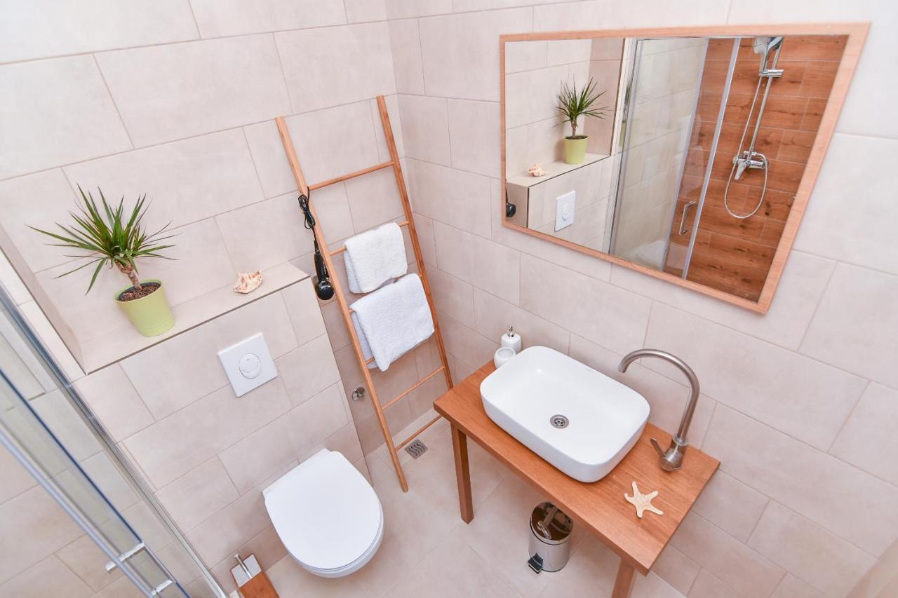 Apartmani Porat Іхало Екстер'єр фото